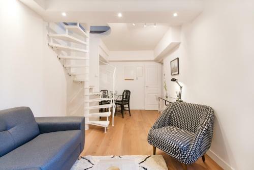 Maison Avec Cour Priv�e Face � La Gare De Nancy