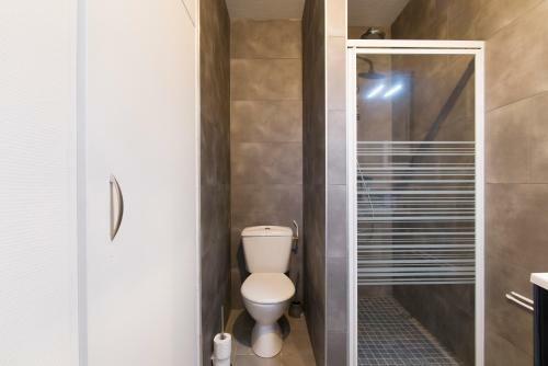 Maison Avec Cour Priv�e Face � La Gare De Nancy