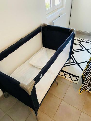 Maison Avec Cour Priv�e Face � La Gare De Nancy