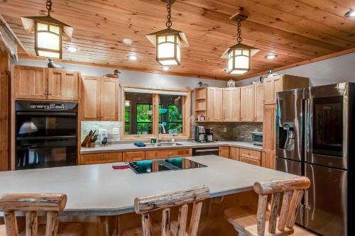 Cranberry Cove Lodge