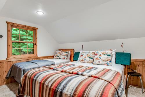 Cranberry Cove Lodge