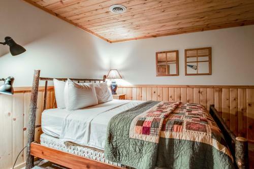 Cranberry Cove Lodge
