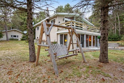 Catfish Lake Home