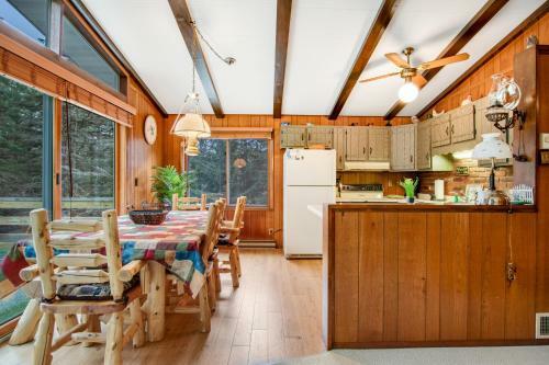 Catfish Lake Home
