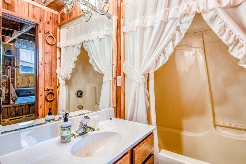 Bed & Breakfast Inn At Pinewood
