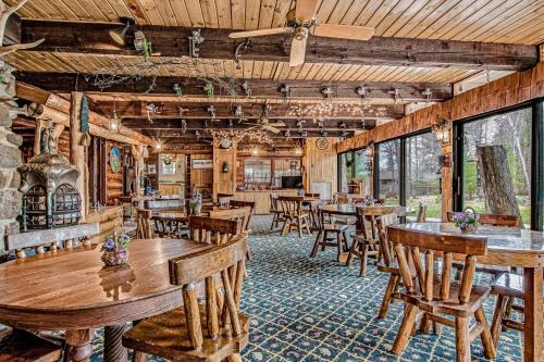 Bed & Breakfast Inn At Pinewood