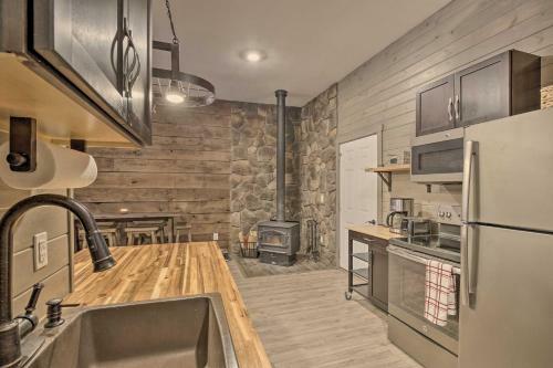 Inviting Anglers Abode With Grill And Rv Hookups