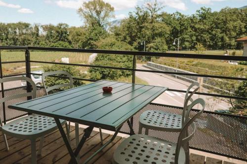 Apartamento Le Chaplin-3min Fronti�re Geneve-wifi-parking-ptdj-calme