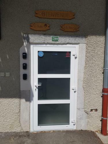 Apartamento Le Chaplin-3min Fronti�re Geneve-wifi-parking-ptdj-calme