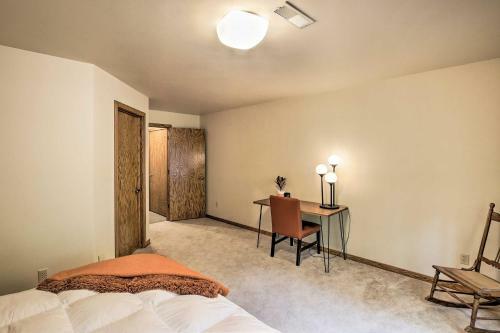 Spacious Modern Home Less Than 6 Mi To Lambeau Field!