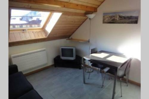 Apartamento Loue Studio De Vacances R�nov� � N�vache