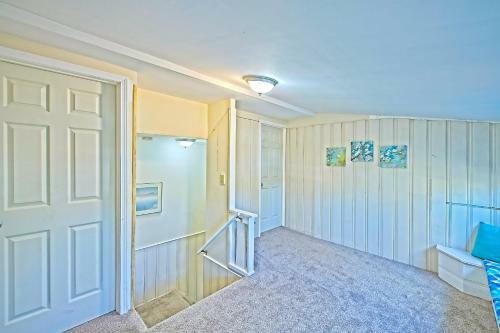 Blocks From Downtown Lake Geneva- Sleeps 7