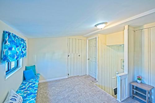 Blocks From Downtown Lake Geneva- Sleeps 7