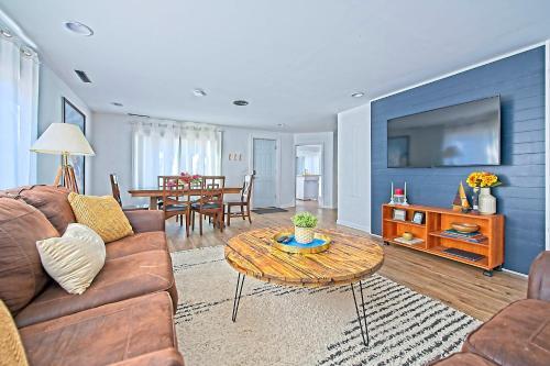 Blocks From Downtown Lake Geneva- Sleeps 7