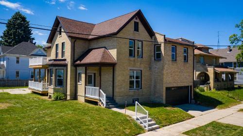 Corporate Housing Newly Remodeled
