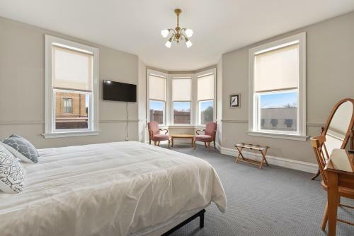The Audubon Hotel And Event Venue