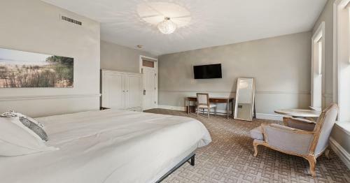 The Audubon Hotel And Event Venue