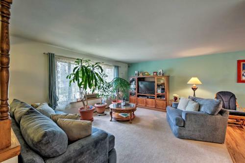 Mcfarland Home Near Lakes - 4 Mi To Madison!