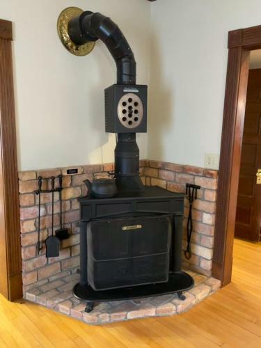 The Penokee Post - Fireplace, Sauna, Welcoming