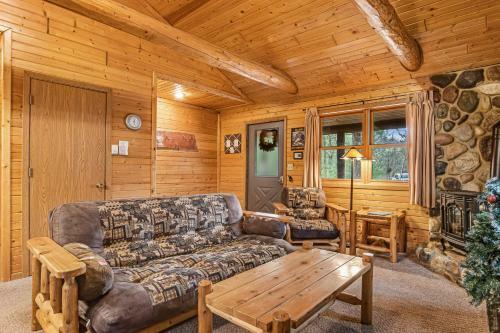 Luxe Lodge & Cabins III