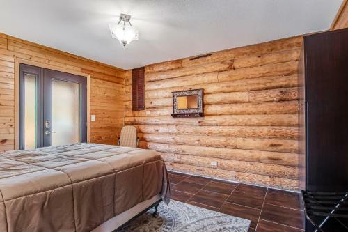 Luxe Lodge & Cabins