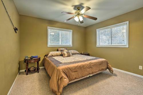 Pet-friendly Oxford Getaway With Yard And Grill!