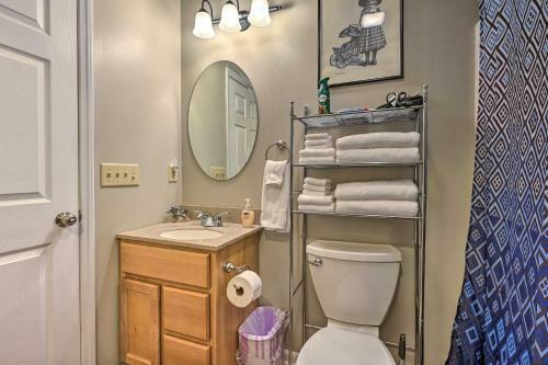 Pet-friendly Oxford Getaway With Yard And Grill!