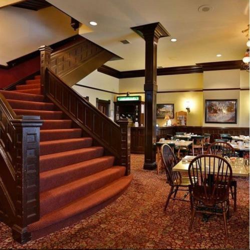 The Fig & The Pheasant Hotel
