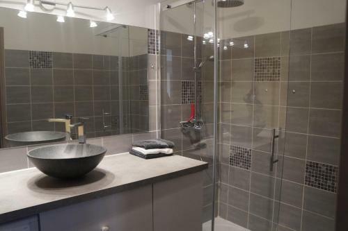Apartamento 80m Tres Lumineux Parking Priv