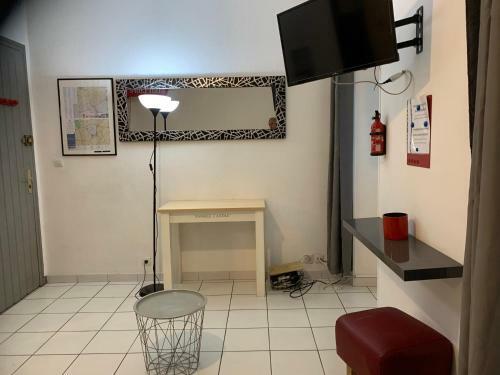 Apartamento Studio Triangle Ar�ne Gare Maison Carr�e Placette