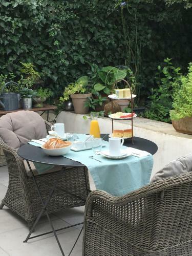 Bed & Breakfast Chambre C�t� Jardin