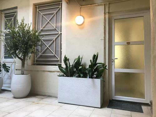 Apartamentos Feel@home Nemausus � Le 4 �
