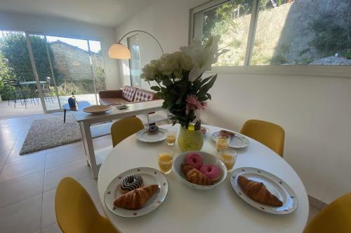 Apartamento White Rock - P3 Terrace And Parking - City Centre