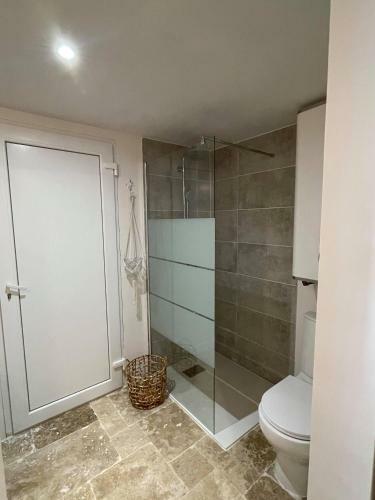 Jolie Annexe Du Mas Dans Le C?ur de La Garrigue N�moise