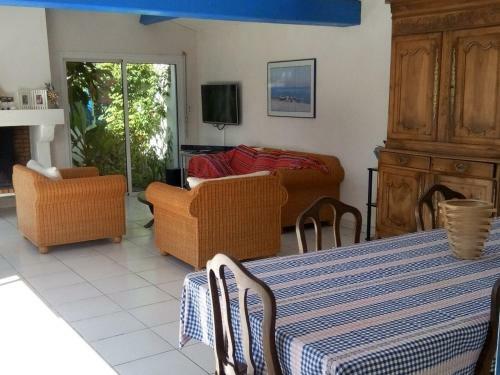 Maison L'herbaudi�re, 5 Pi�ces, 8 Personnes - Fr-1-224b-8