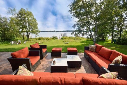 Lakefront Cabin With Fire Pit About 5 Mi To Siren!