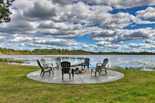 Lakefront Solon Springs Cabin With Private Dock!