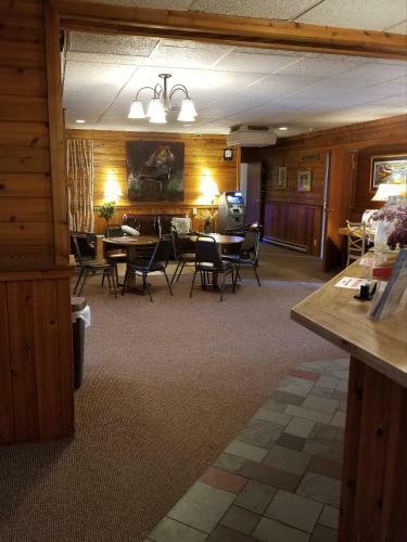 Hotel St. Croix Inn