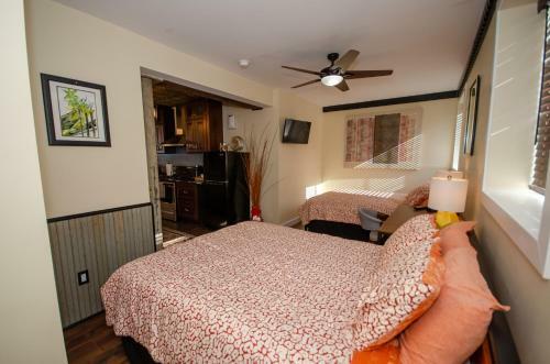Hotel Tobacco Warehouse Inn