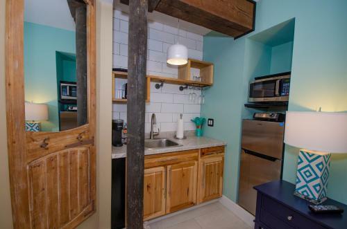 Hotel Tobacco Warehouse Inn