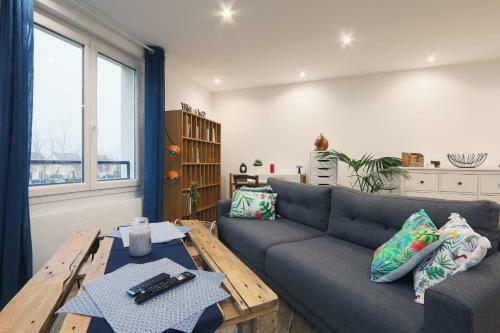 Modern And Bright Apartment Near Tours