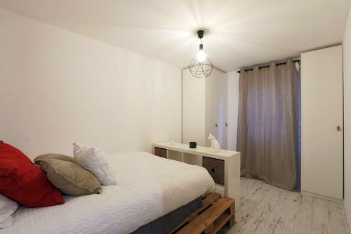 Modern And Bright Apartment Near Tours