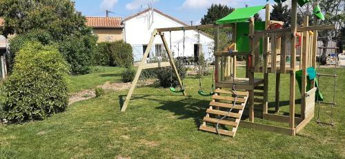 G�te Le Hameau Des Bordes 4 �toiles