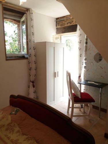 Captivating 2-bed Cottage In Mortain-bocage