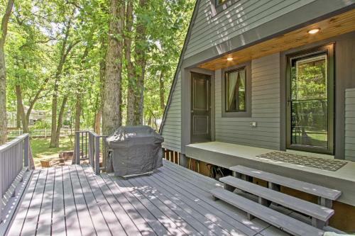 Lakefront Lake Pepin Cottage With Deck-steps To Beach