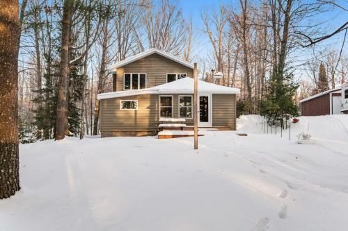 Cabin On The Loop