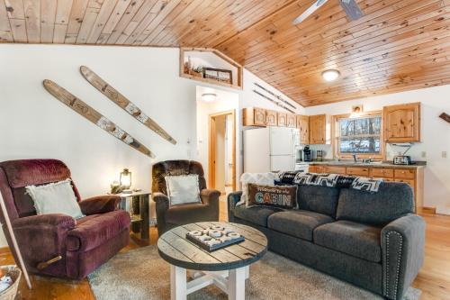Cabin On The Loop