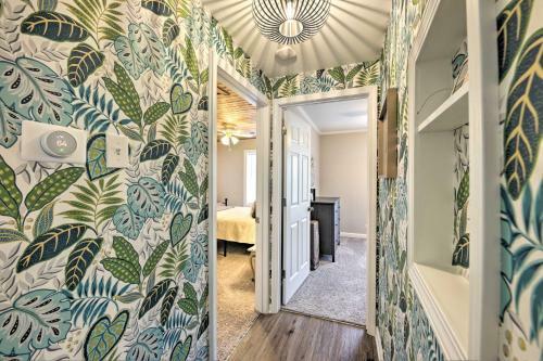 Charming Twin Lakes Hideaway With Private Yard!