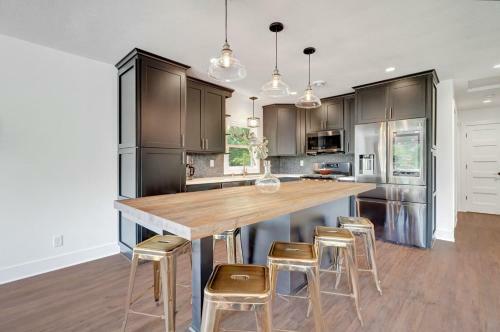 Villa Cedar Point Retreat