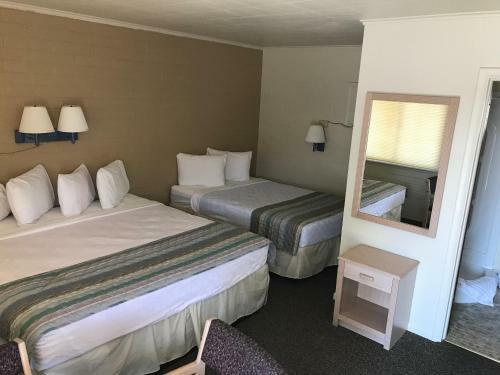 Motel Western 6 Gun